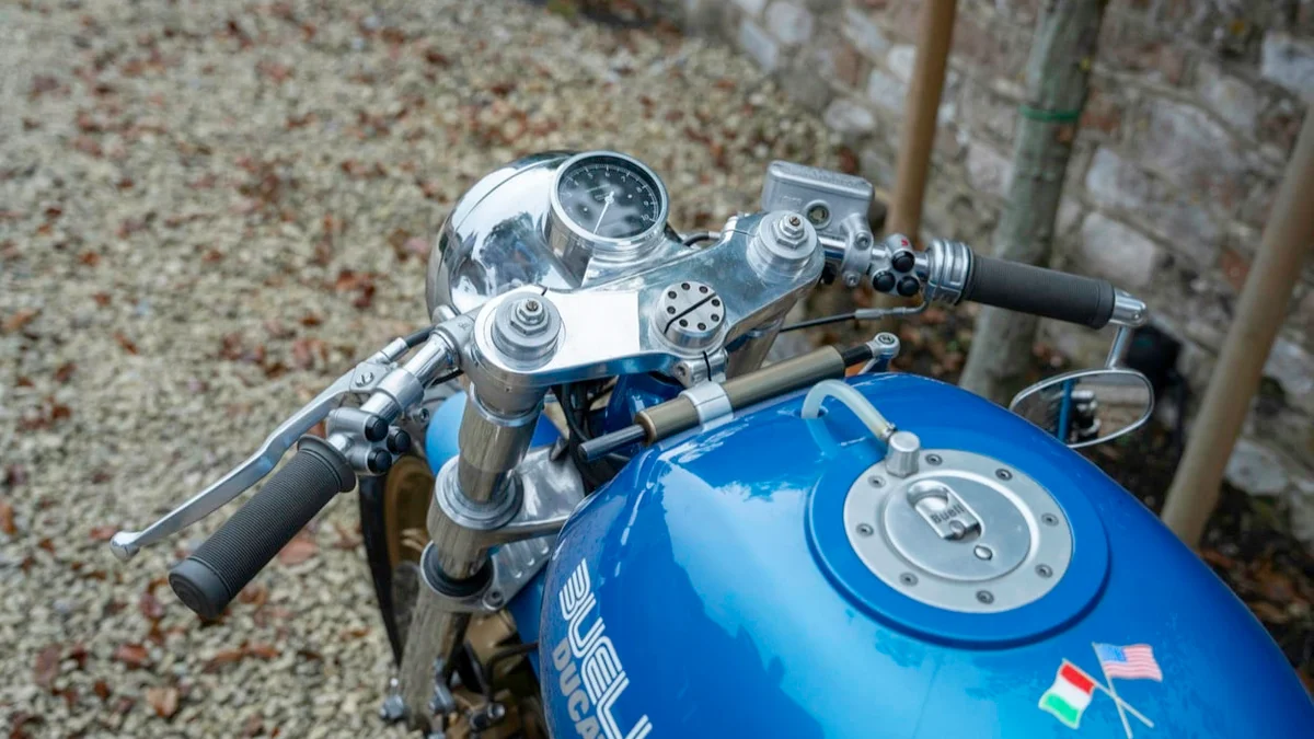 Unieke 'Bucati' custom motorfiets te koop bij Collecting Cars