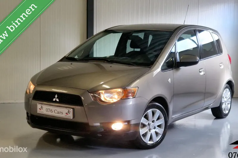 Mitsubishi Colt (2011)