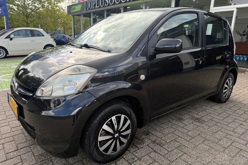 Subaru Justy (2009)