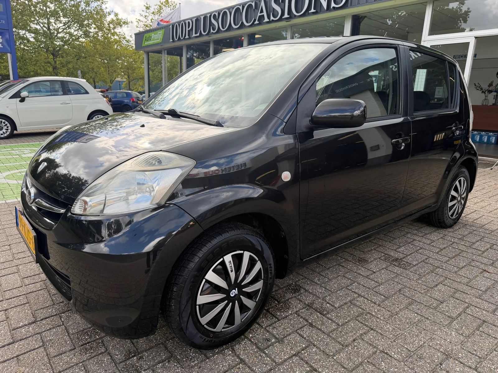 Subaru Justy (2009) — foto 1
