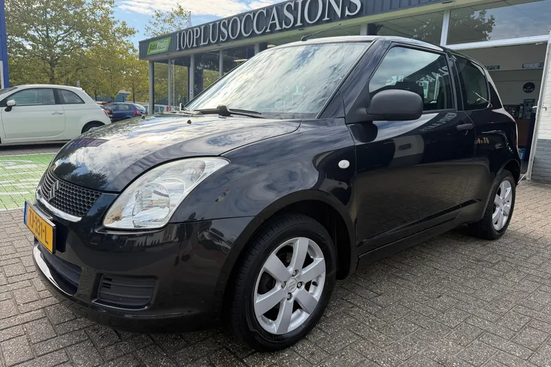 Suzuki Swift (2010)
