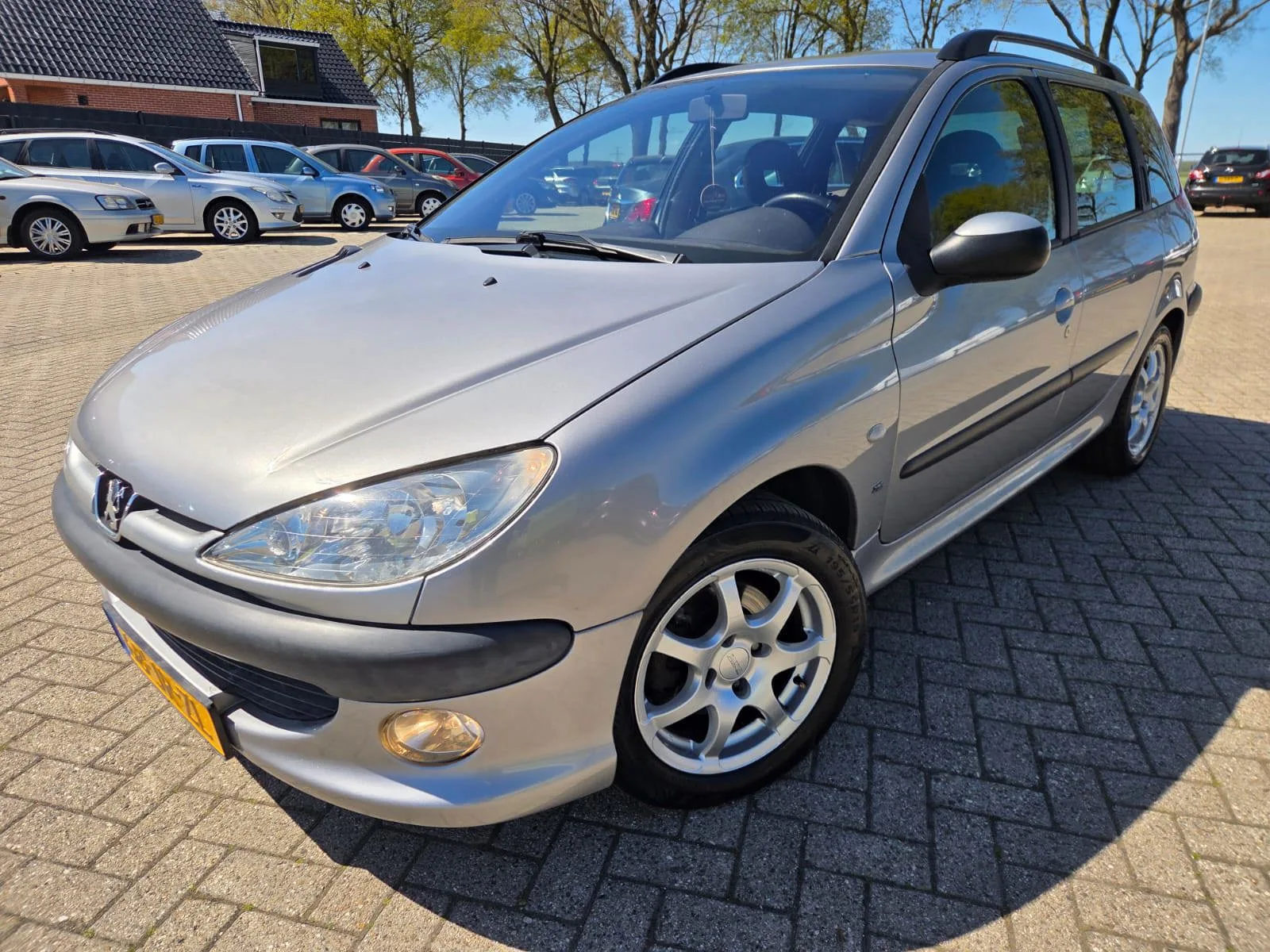 Peugeot 206 (2002) — foto 1