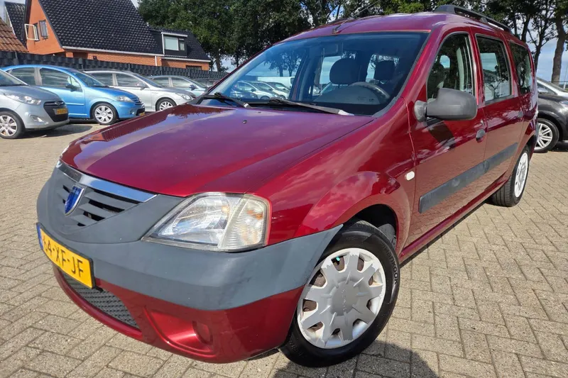 Dacia Logan MCV (2007)