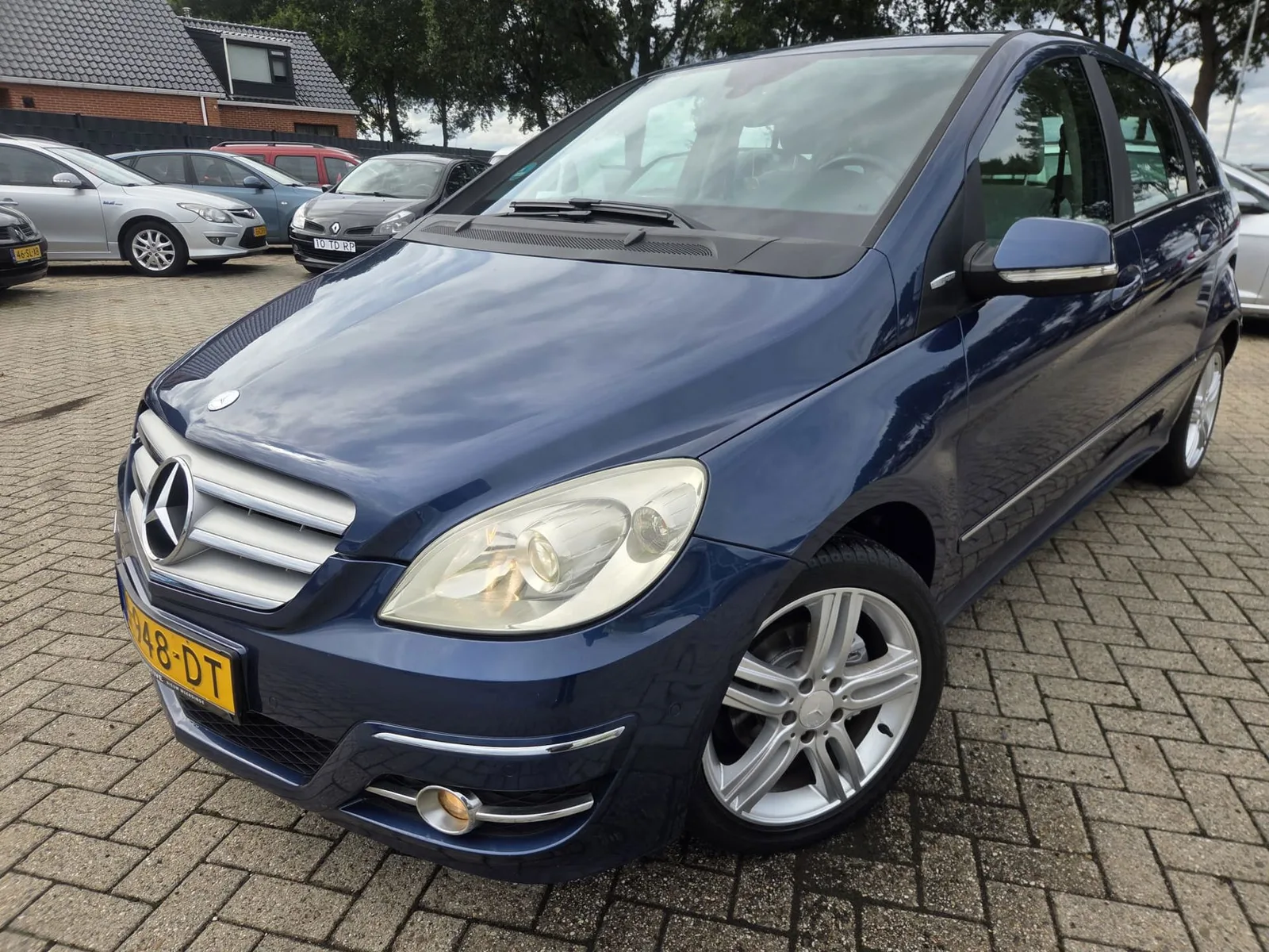 Mercedes-Benz B-Klasse (2009) — foto 1