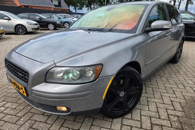 Volvo V50 (2006)