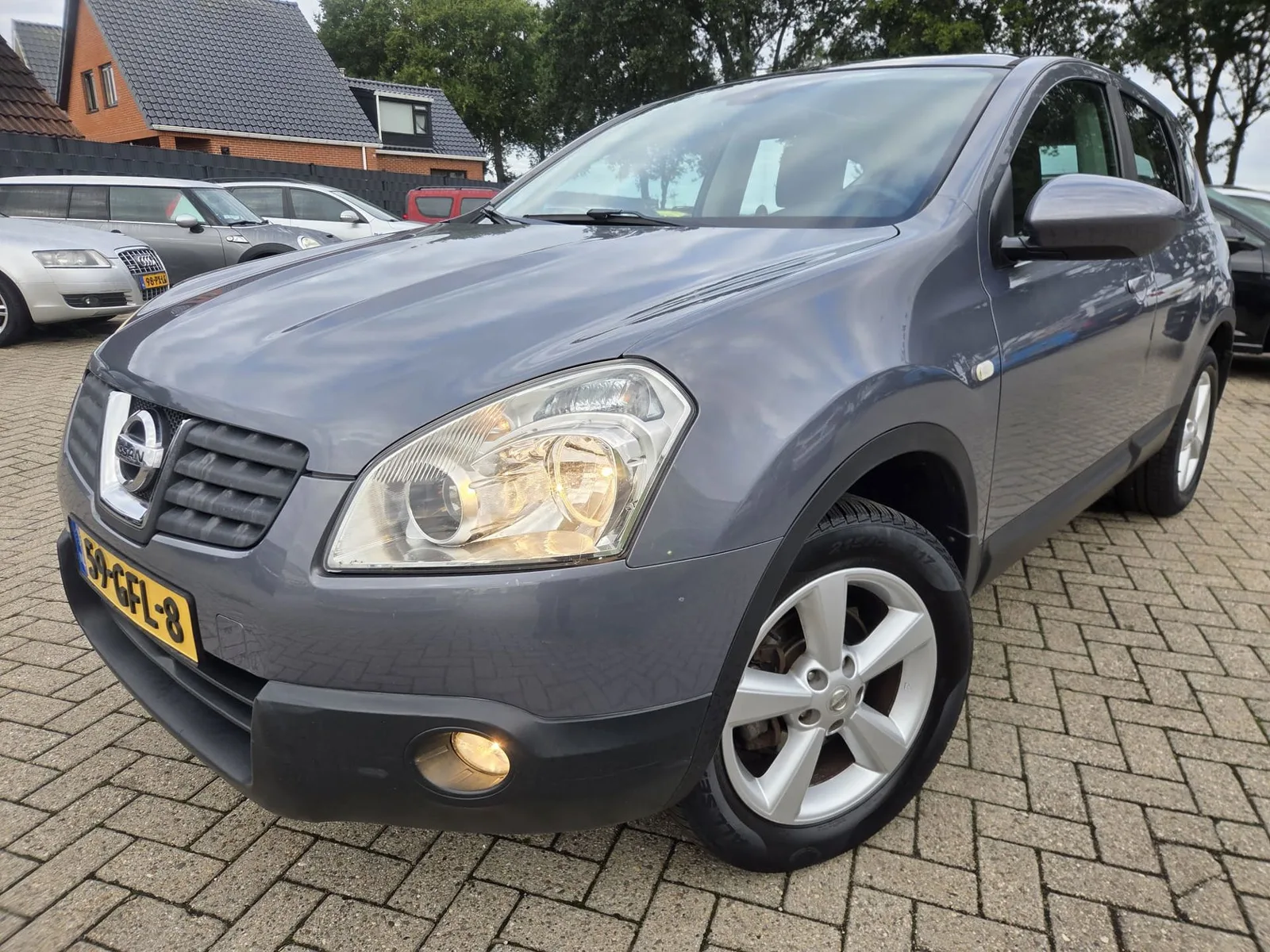 Nissan Qashqai (2008) — foto 1