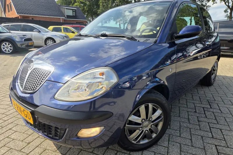 Lancia Ypsilon (2005)