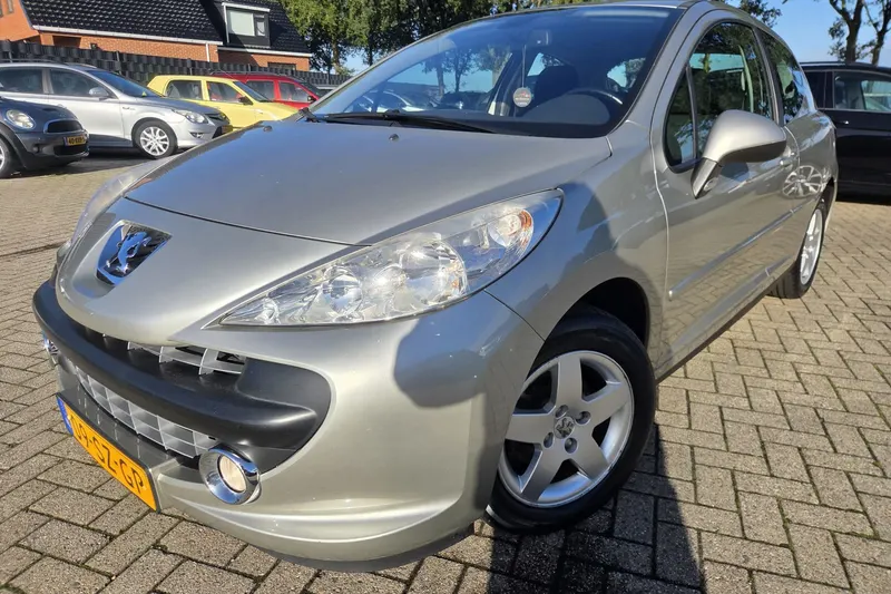 Peugeot 207 (2006)