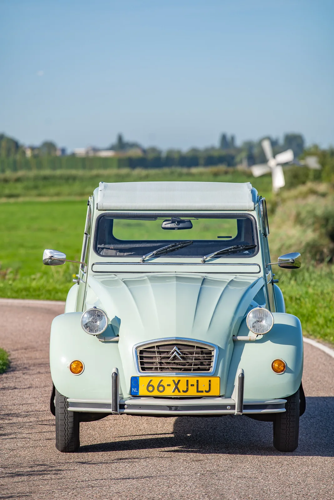 Citroën 2CV (1981) — foto 1