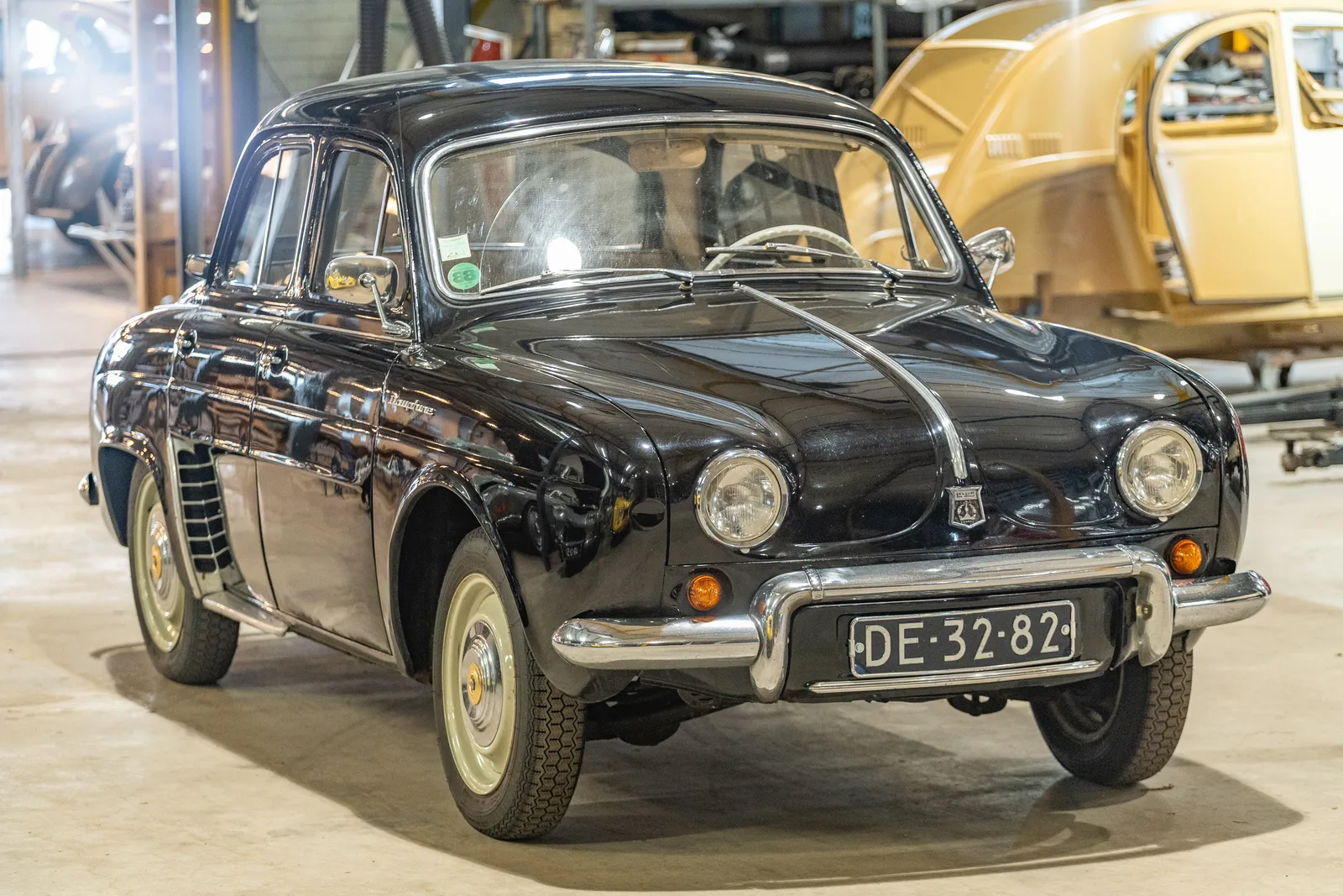 Renault Dauphine (0) — foto 1