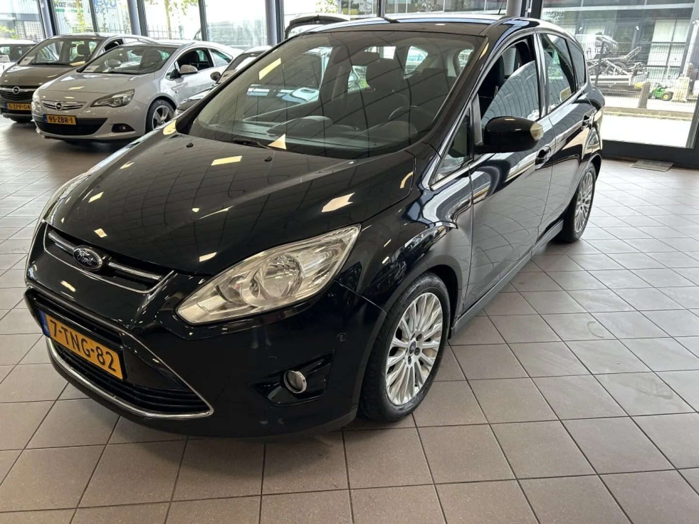 Ford C-Max (2014) — foto 1