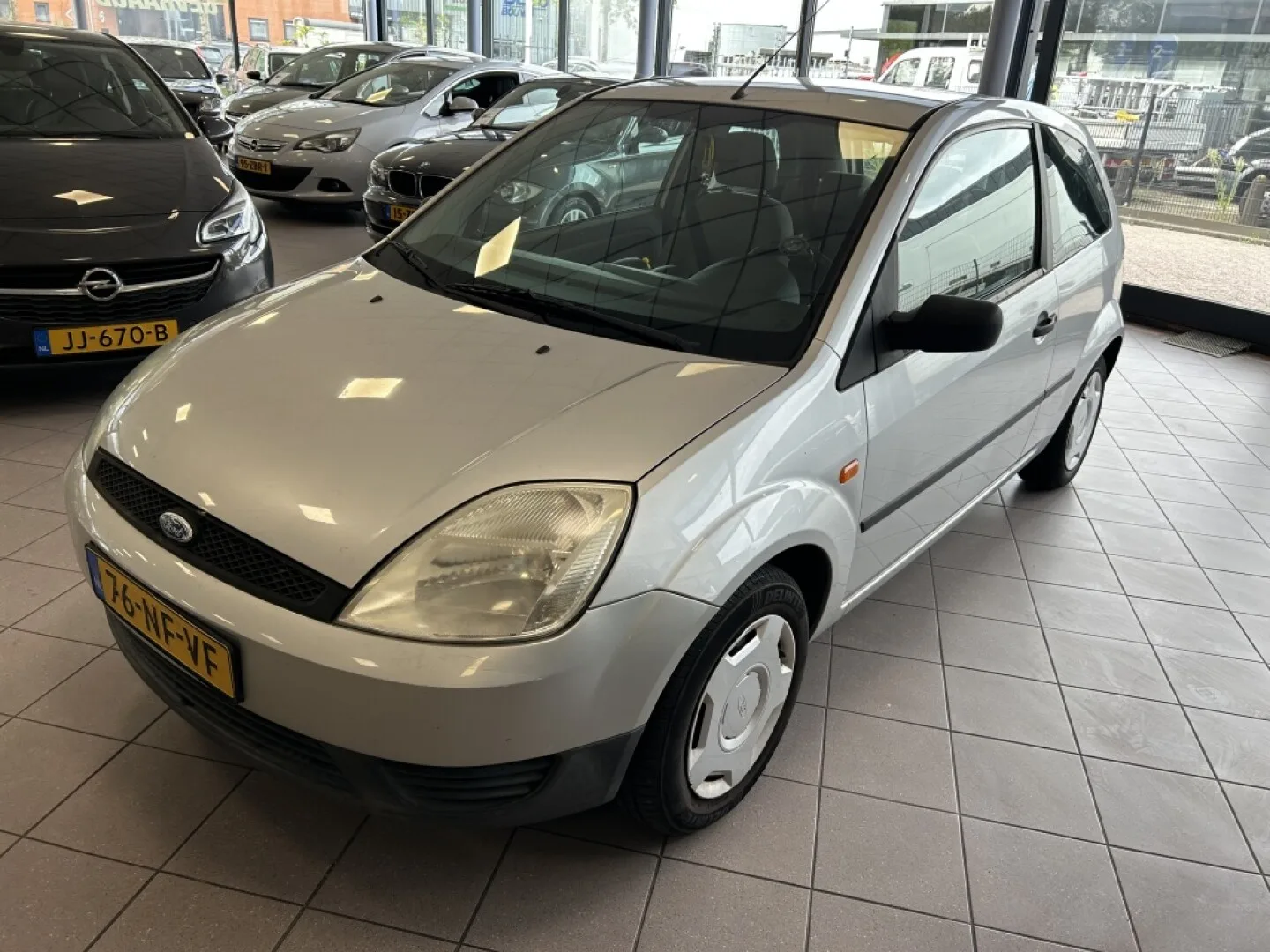Ford Fiesta (2003) — foto 1
