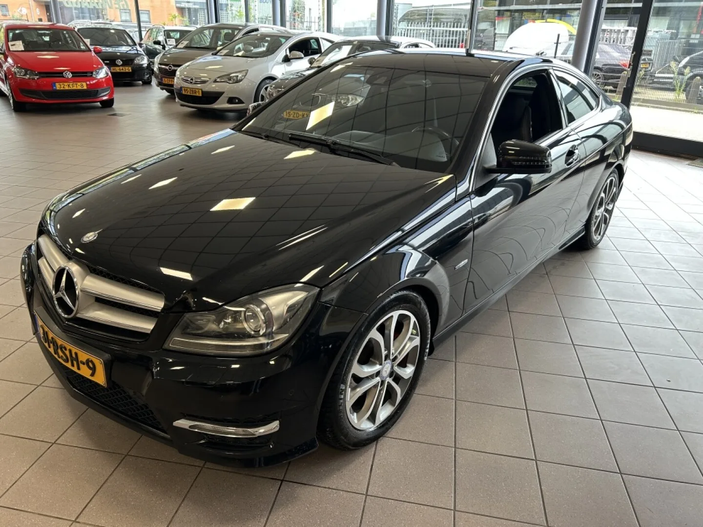 Mercedes-Benz C-Klasse (2011) — foto 1