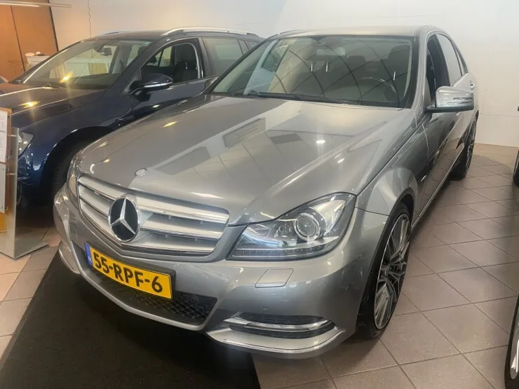 Mercedes-Benz C-Klasse (2011) — foto 1