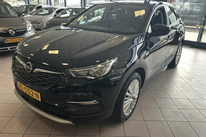 Opel Grandland X (2019)