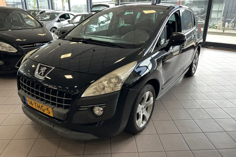 Peugeot 3008 (2012)