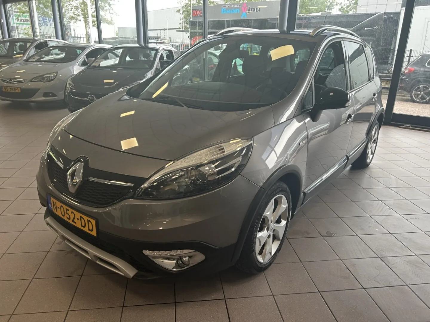 Renault Scénic (2014) — foto 1