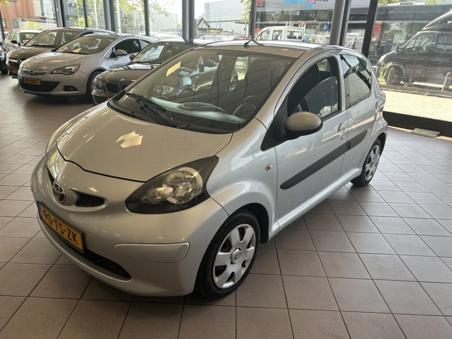 Toyota Aygo (2007) — foto 1