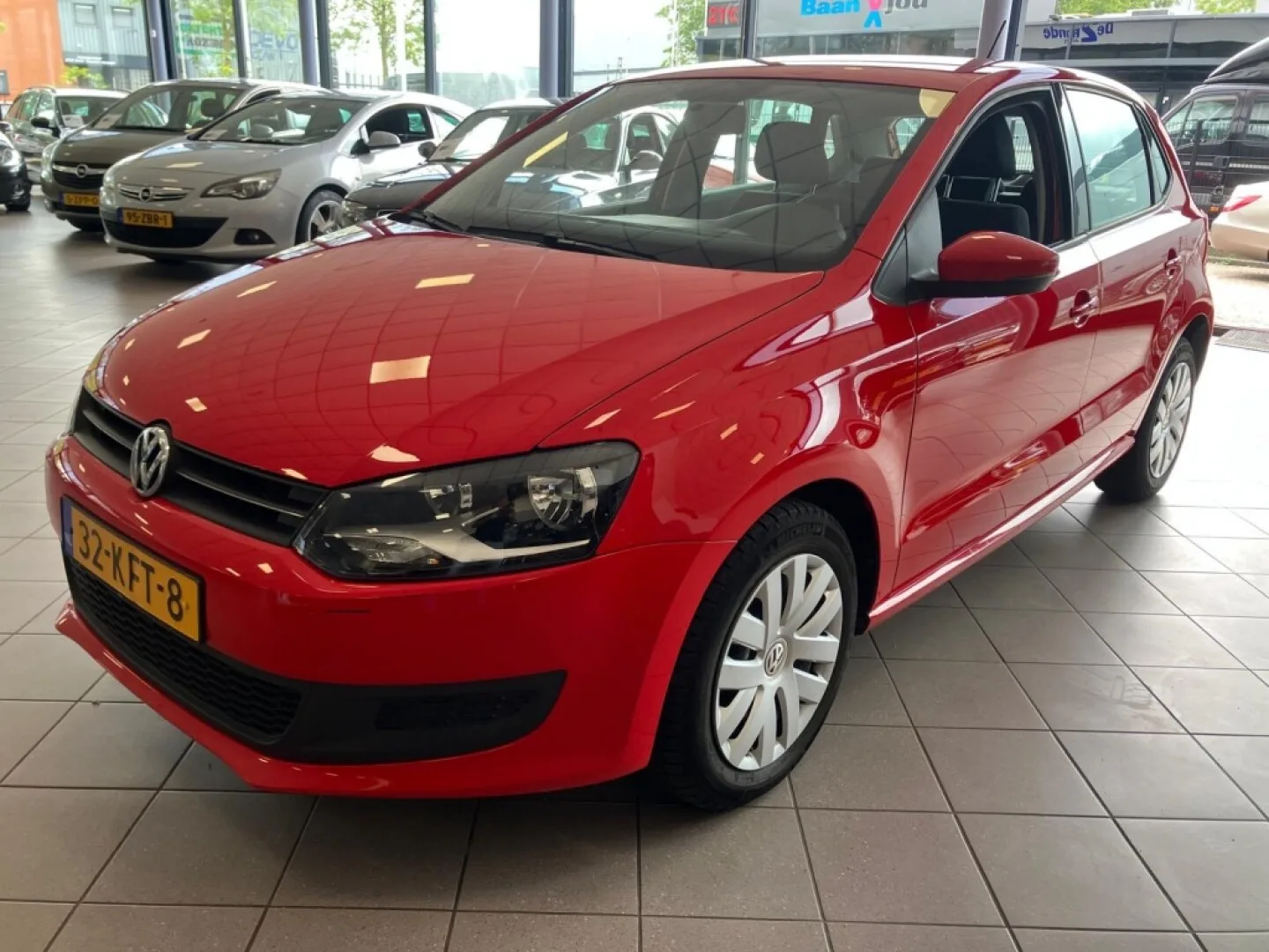 Volkswagen Polo (2009) — foto 1