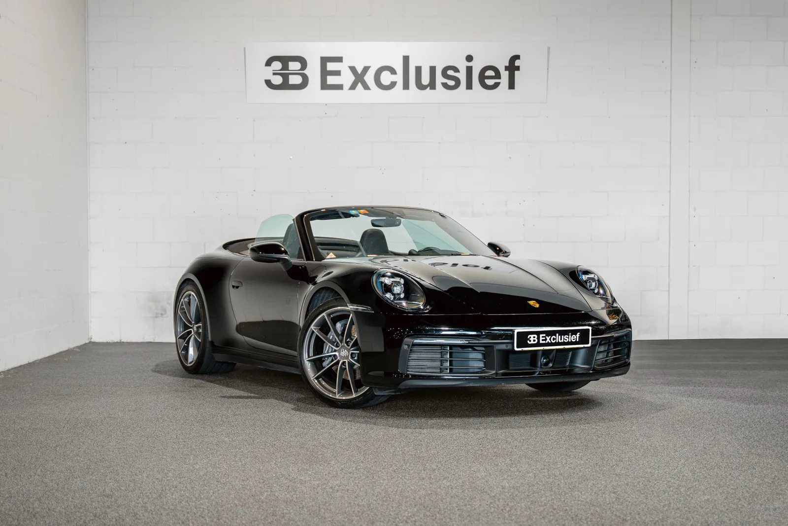 Porsche 911 (2024) — foto 1