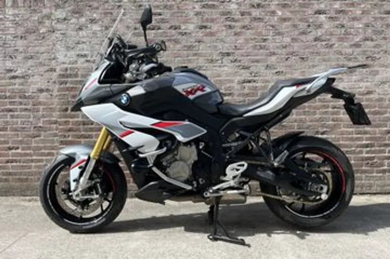 BMW S 1000 XR (2016)