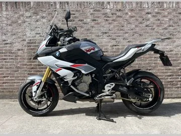 BMW S 1000 XR (2016) — foto 1