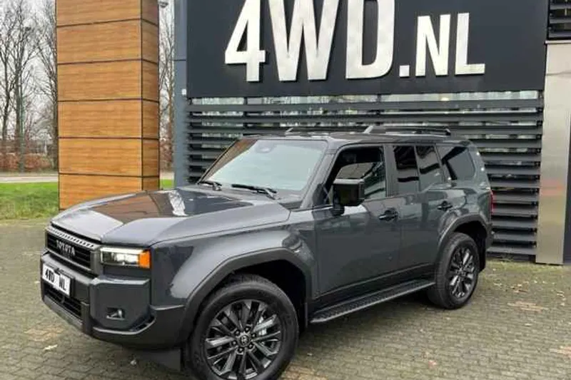 Toyota Land Cruiser (2024)