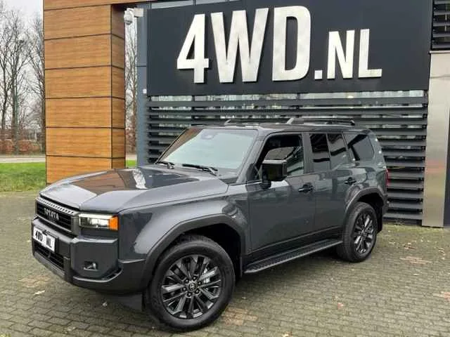Toyota Land Cruiser (2024) — foto 1