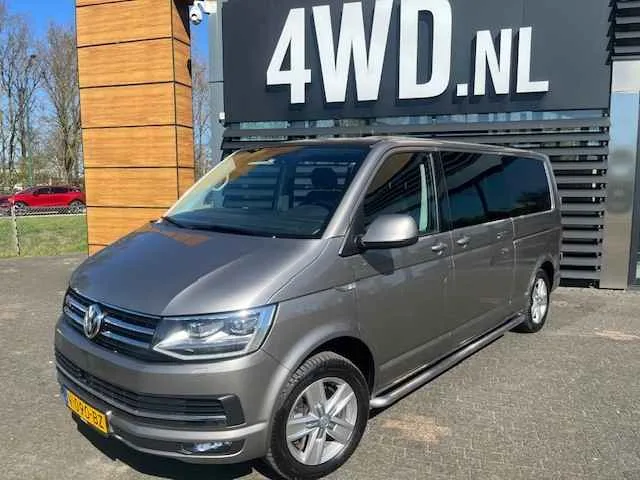 Volkswagen Transporter (2017) — foto 1