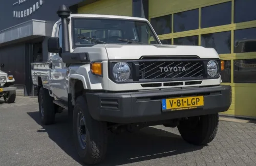 Toyota Land Cruiser (2024) — foto 1