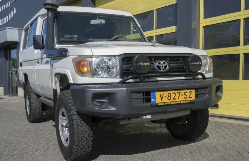 Toyota Land Cruiser (2014) — foto 1