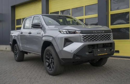 Toyota Hilux (2026) — foto 1