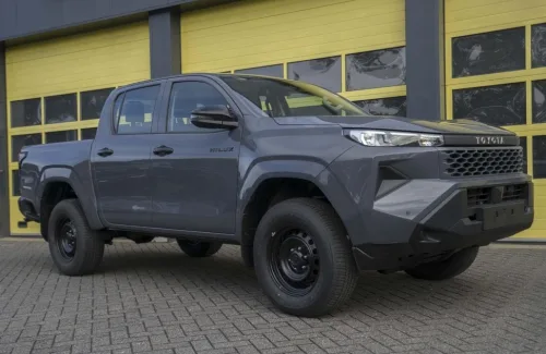 Toyota Hilux (2026) — foto 1