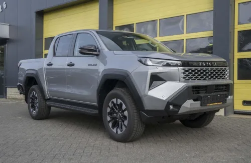 Toyota Hilux (2026) — foto 1