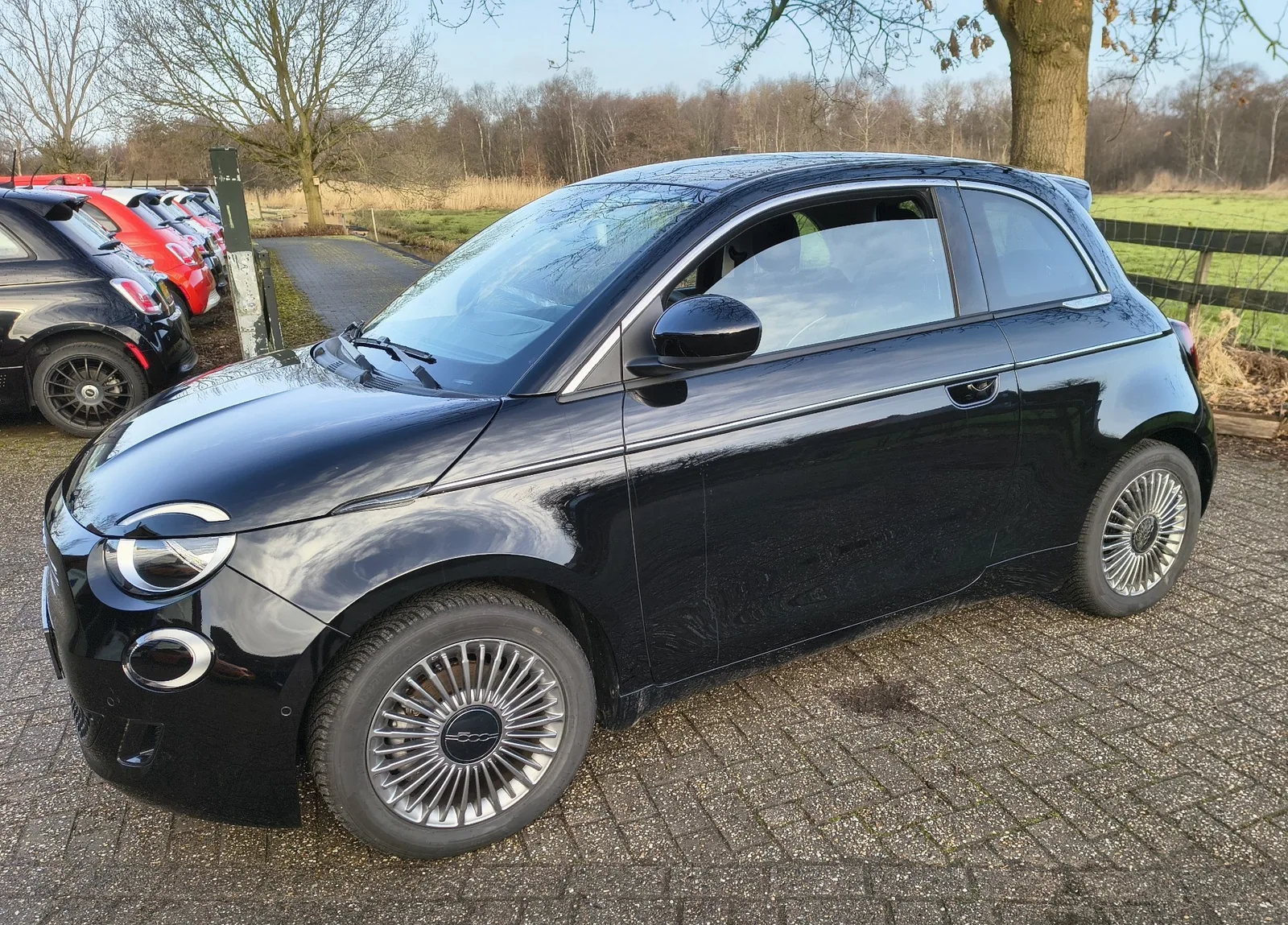 Fiat 500 (2023) — foto 1
