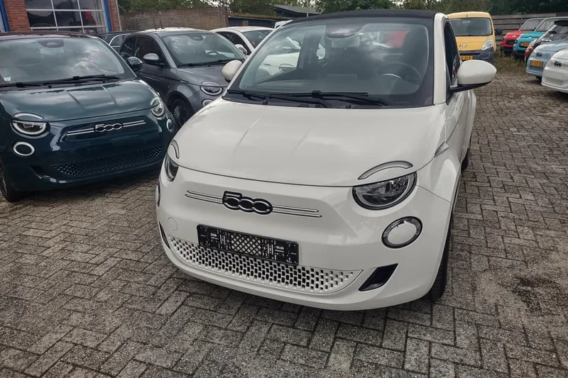Fiat 500 (2021)