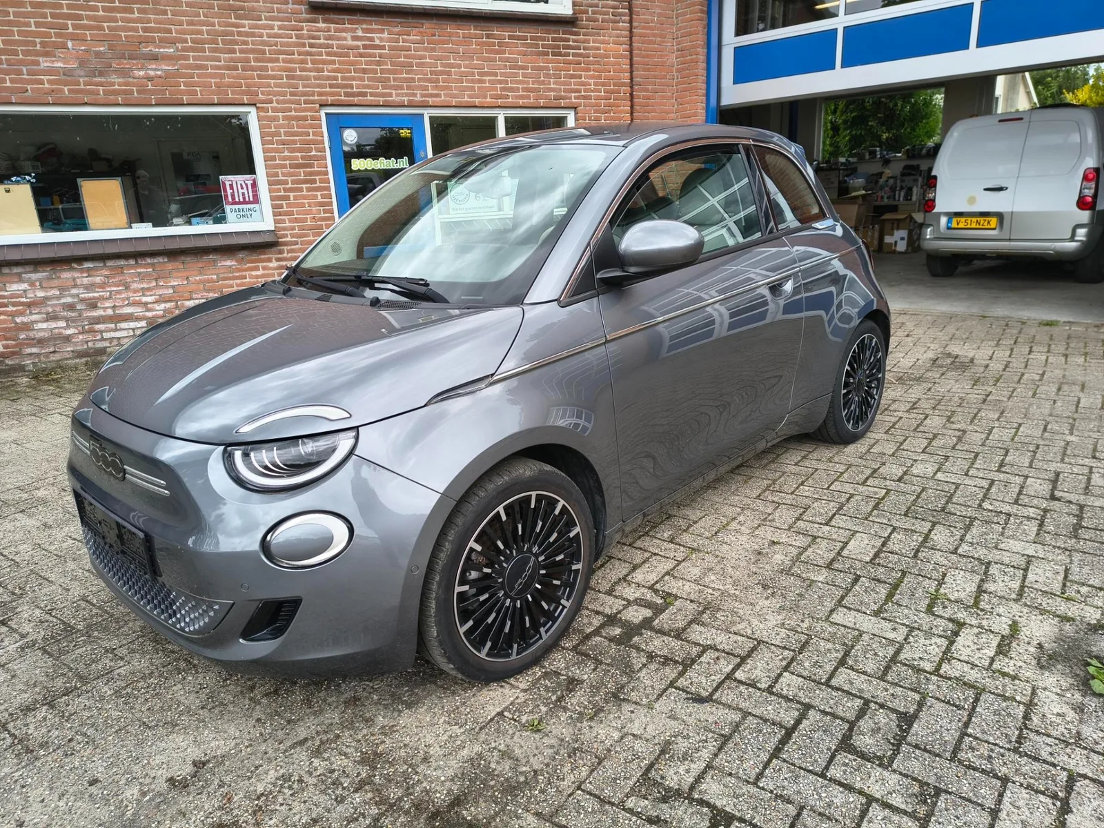 Fiat 500 (2023) — foto 1
