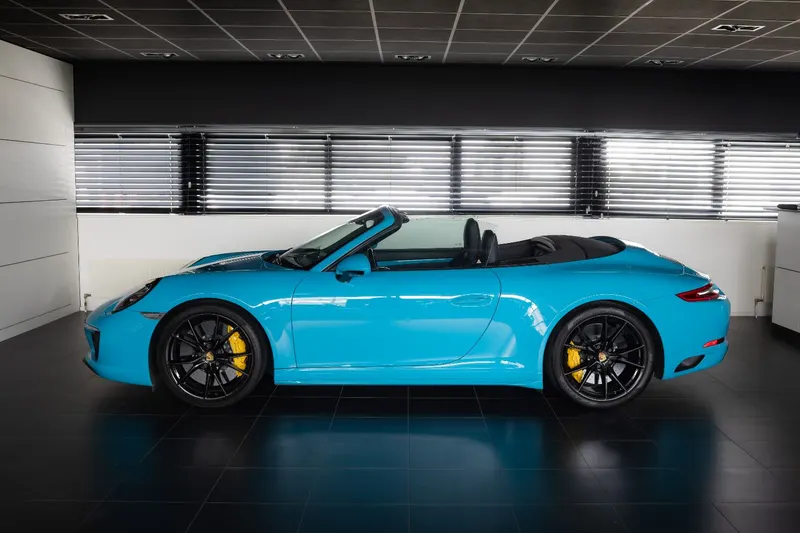 Porsche 911 (2016)