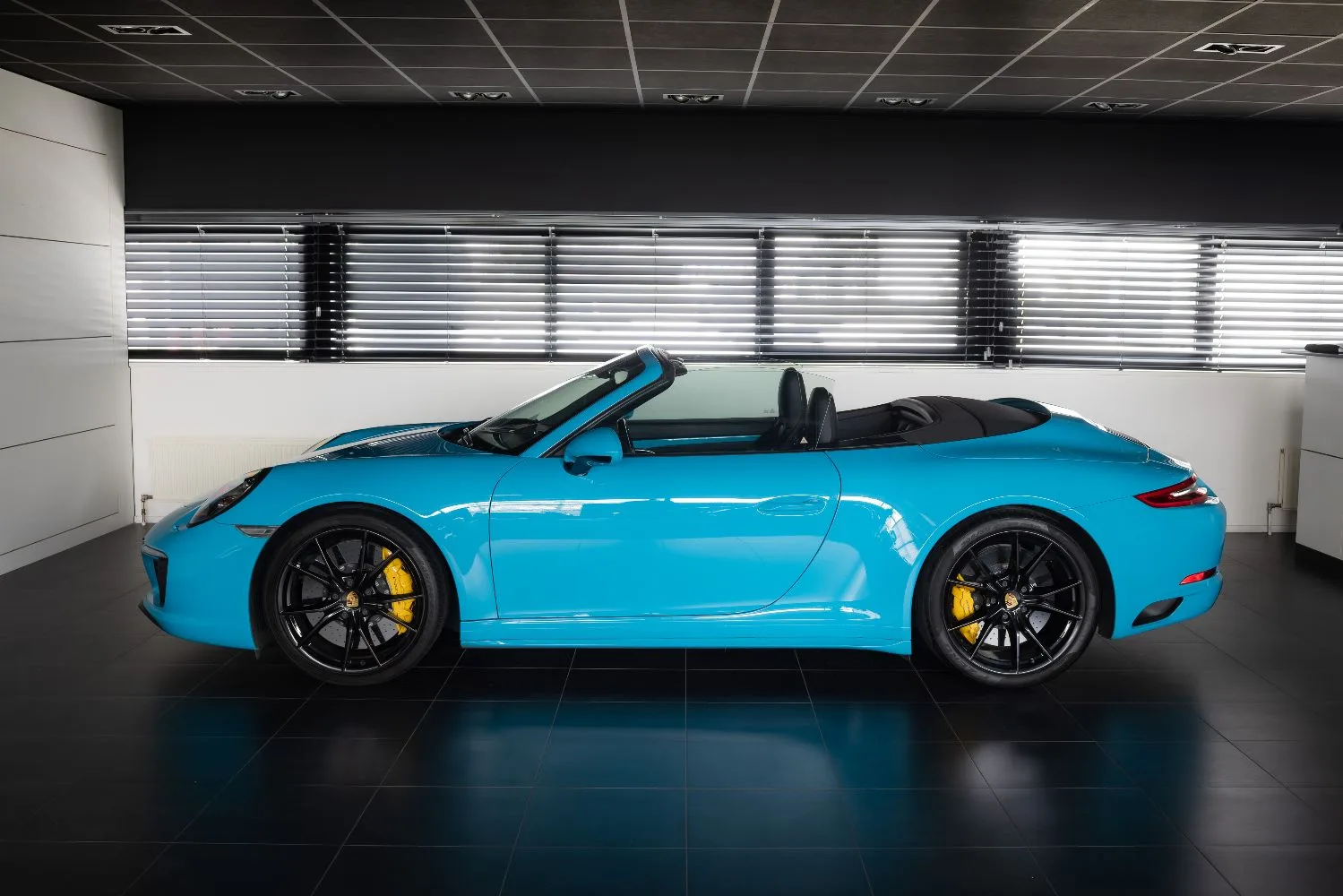 Porsche 911 (2016) — foto 1