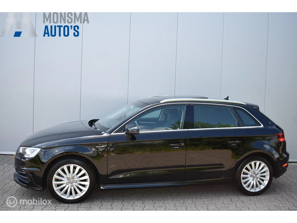 Audi A3 (2015) — foto 1
