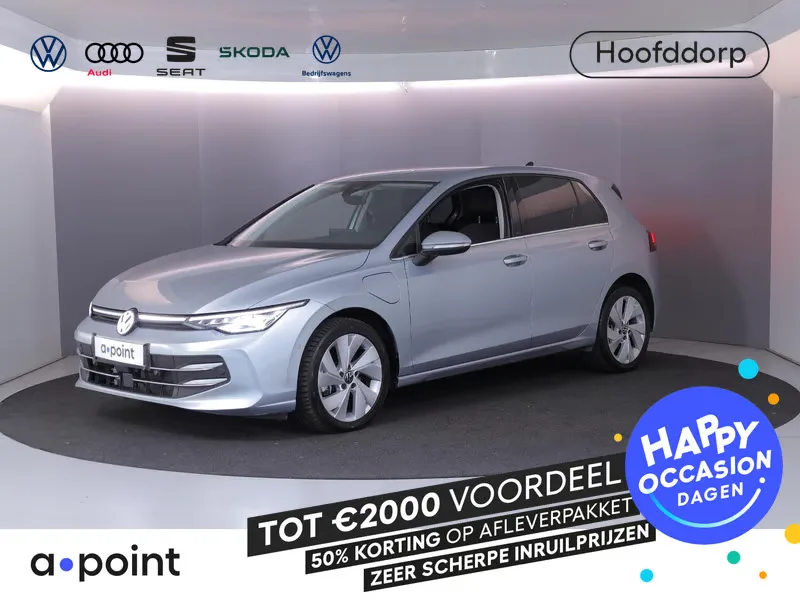 Volkswagen Golf (2025) — foto 1