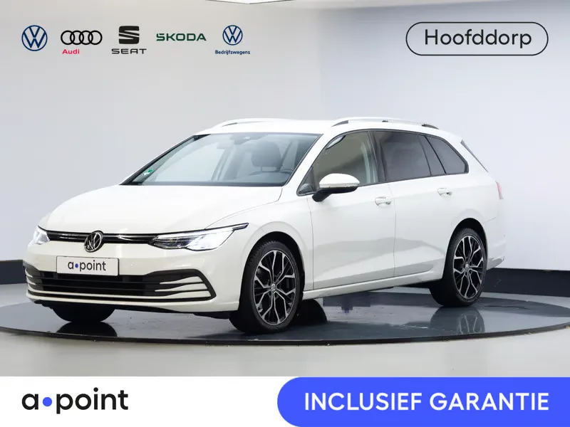 Volkswagen Golf (2021) — foto 1