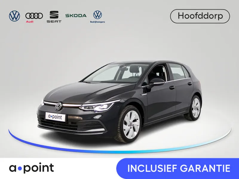 Volkswagen Golf (2024) — foto 1