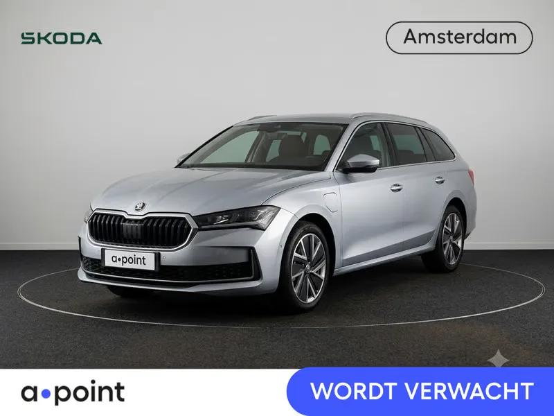 Škoda Superb (2025) — foto 1