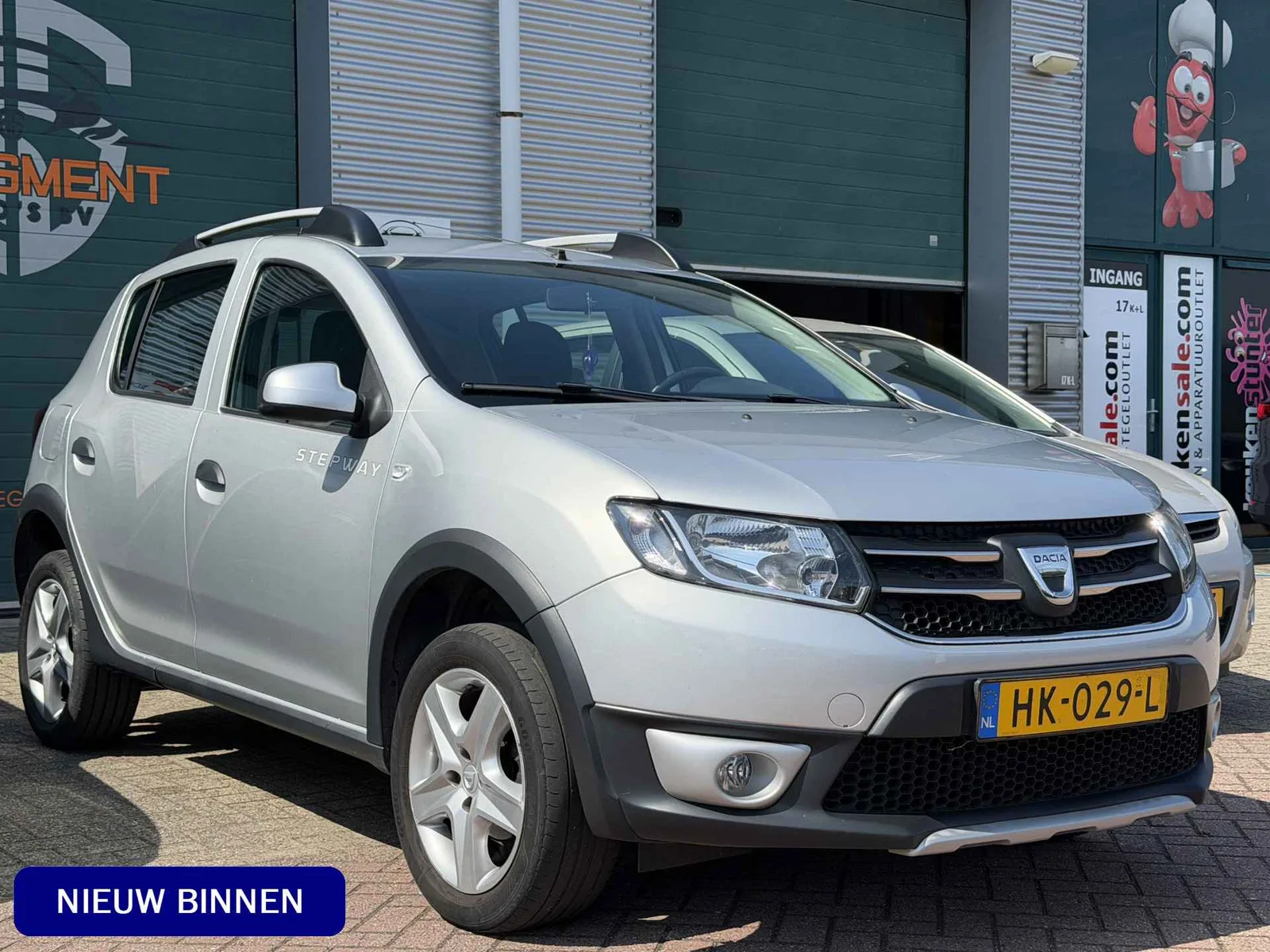 Dacia Sandero (2015) — foto 1