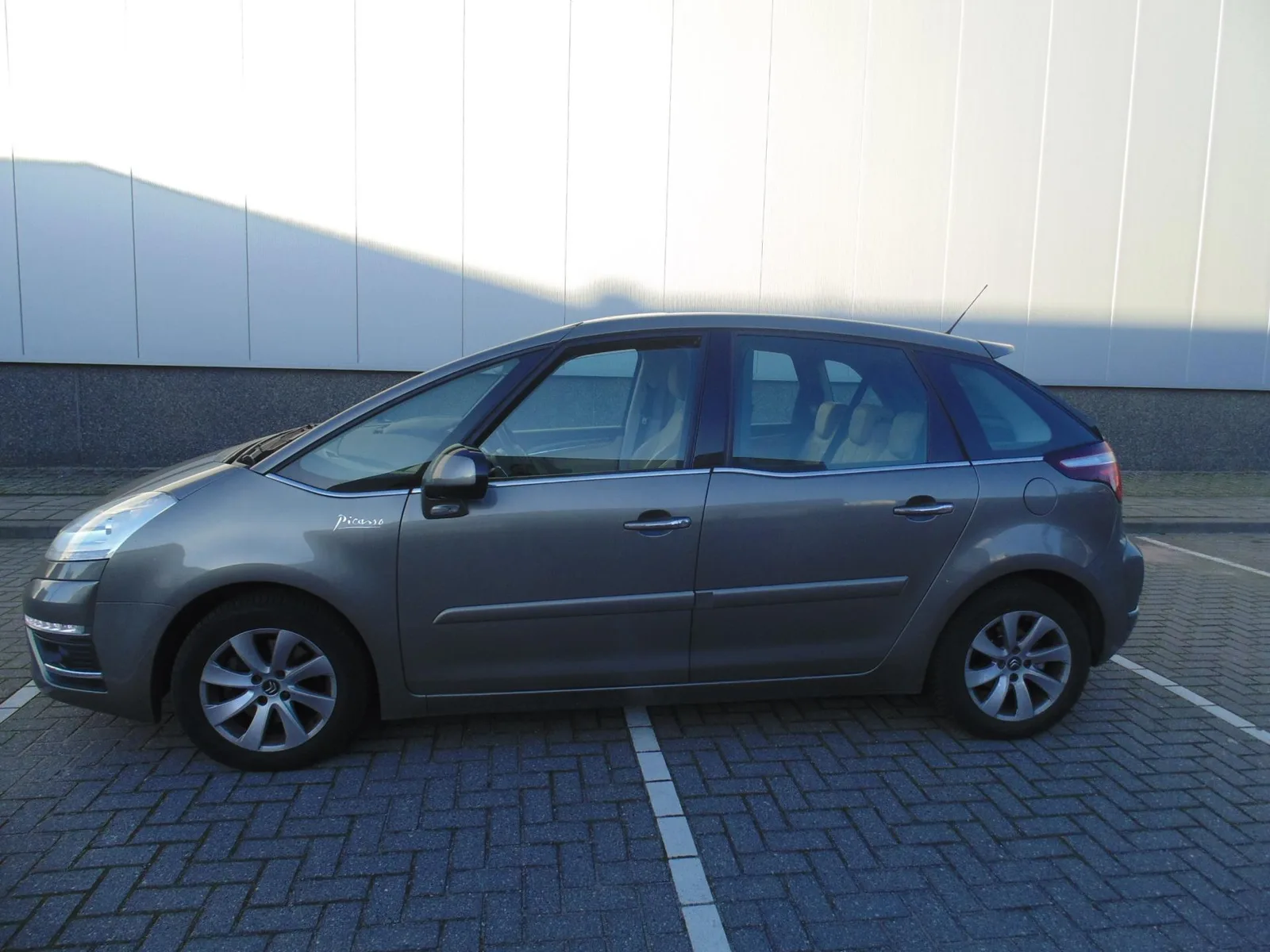 Citroën C4 Picasso (2011) — foto 1
