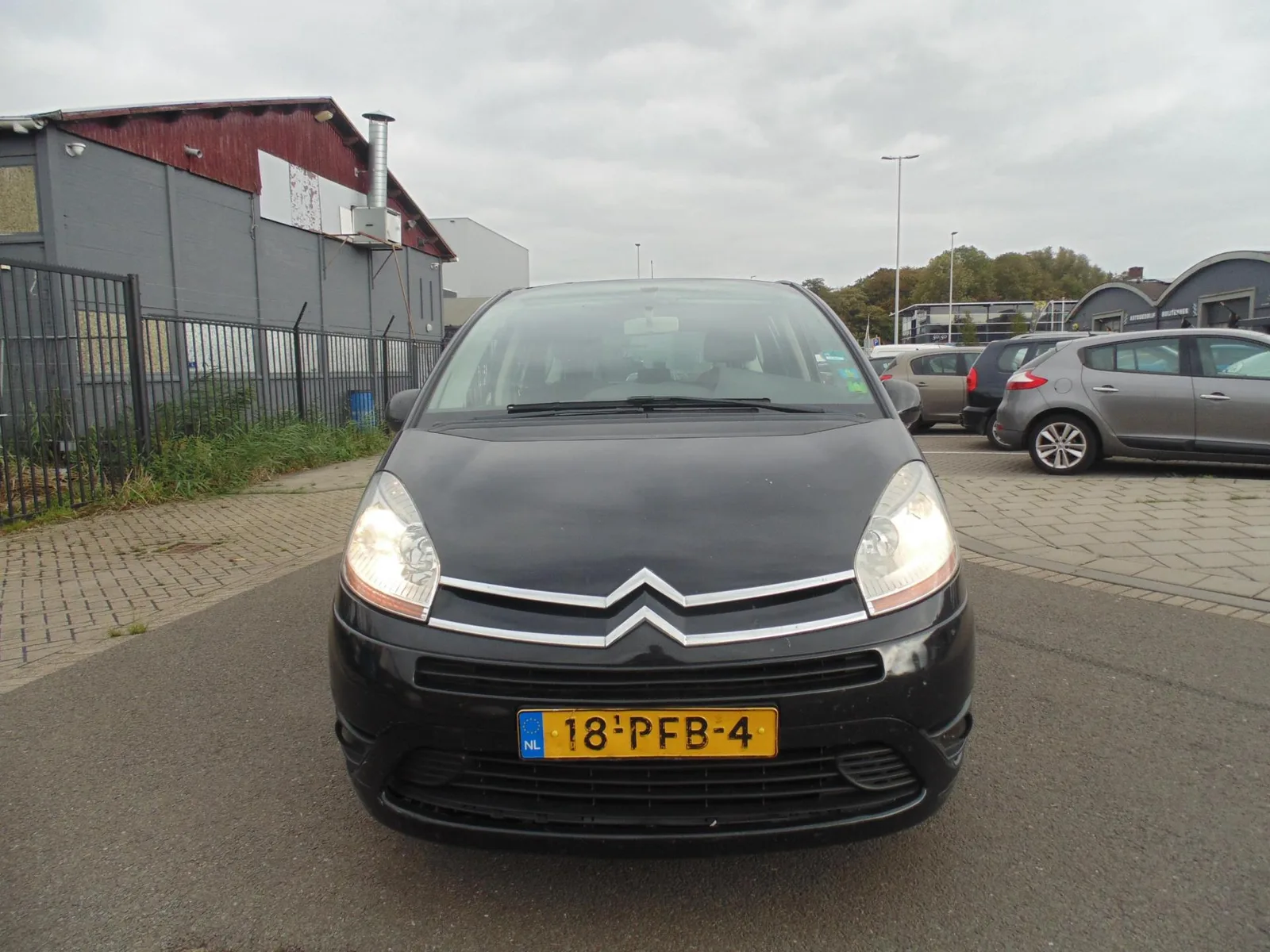Citroën Grand C4 Picasso (2011) — foto 1