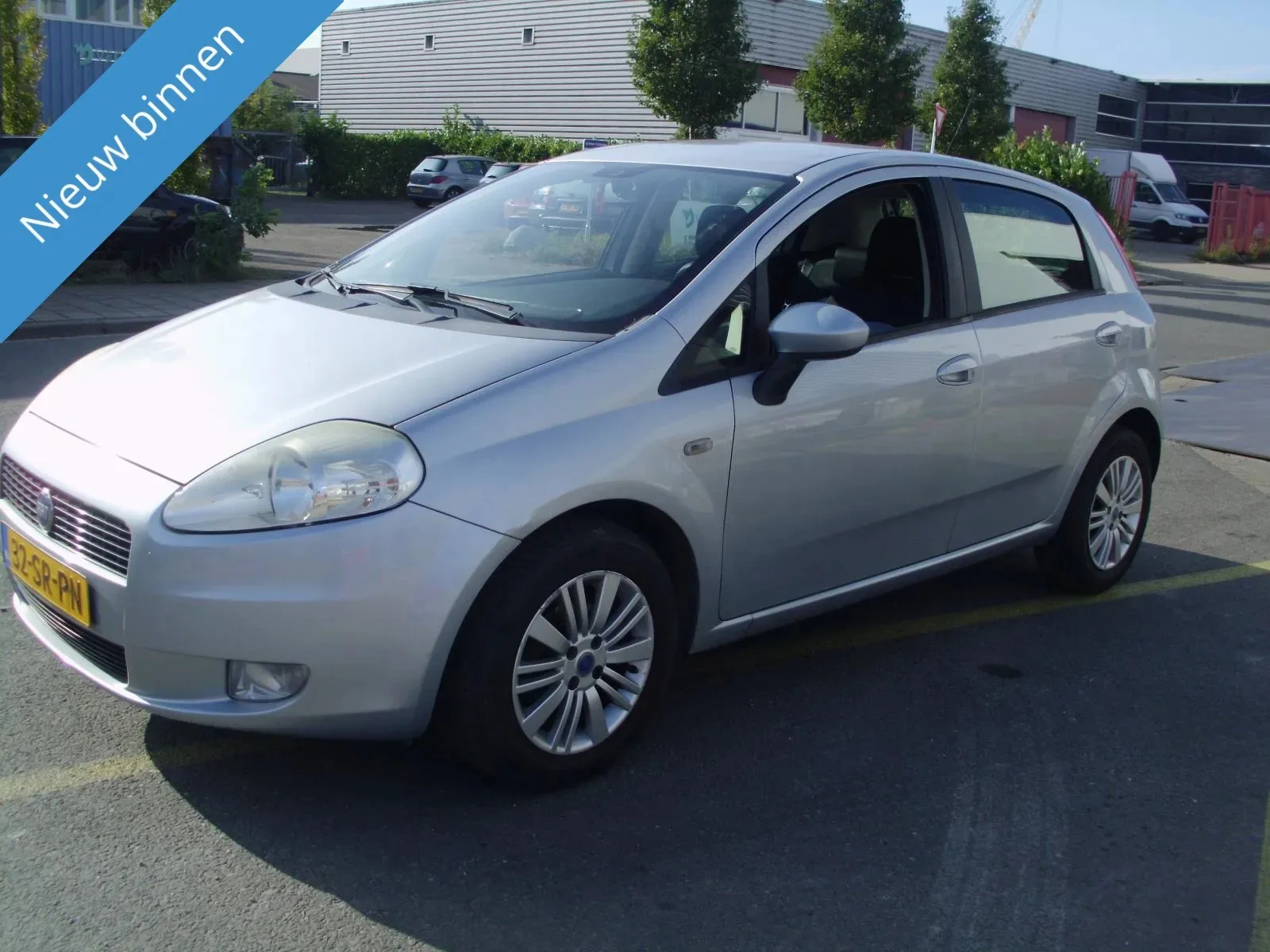 Fiat Punto (2006) — foto 1