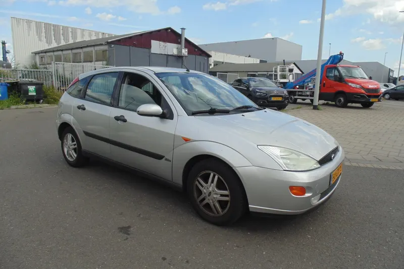 Ford Focus (2001)
