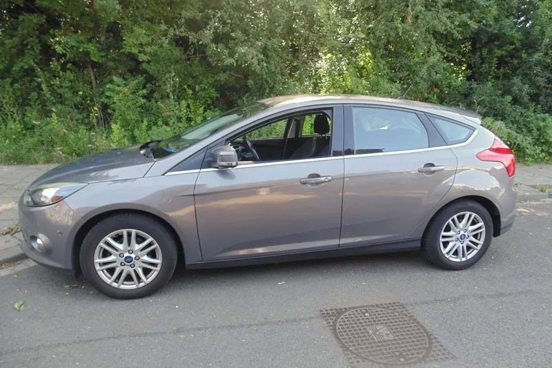 Ford Focus (2012)